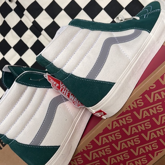 Vans Men’s Sk8-Hi Retro Sport Bistro Green Men’s sneakers - Picture 15 of 16